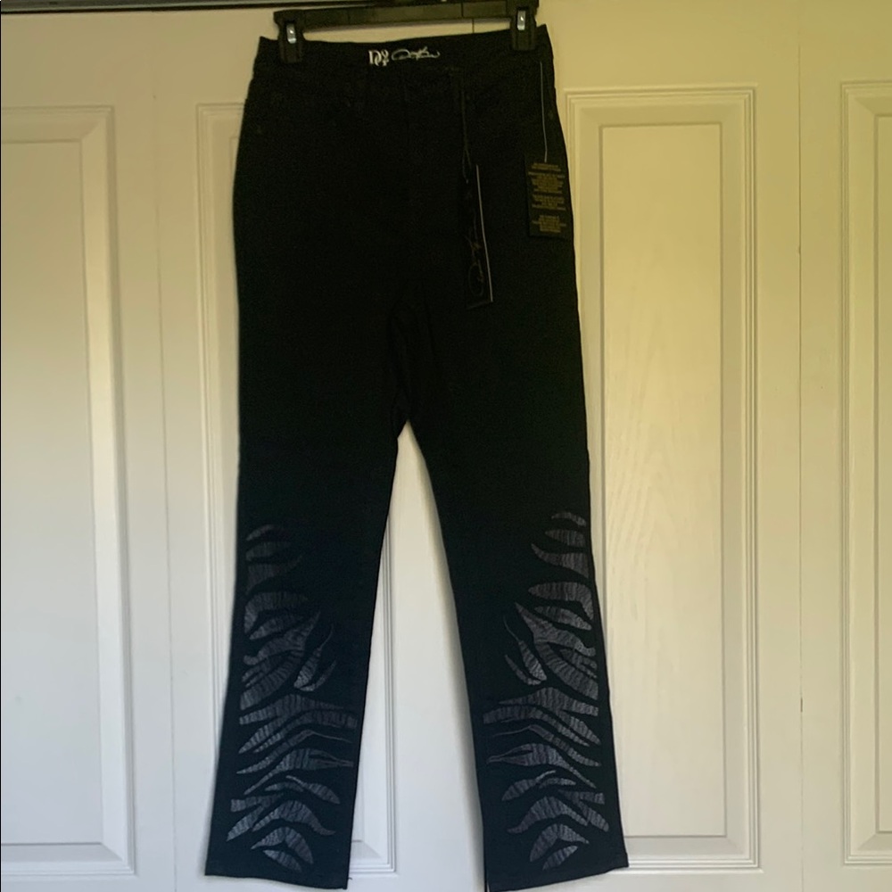 DG2 Black Pants with Leaf Pattern